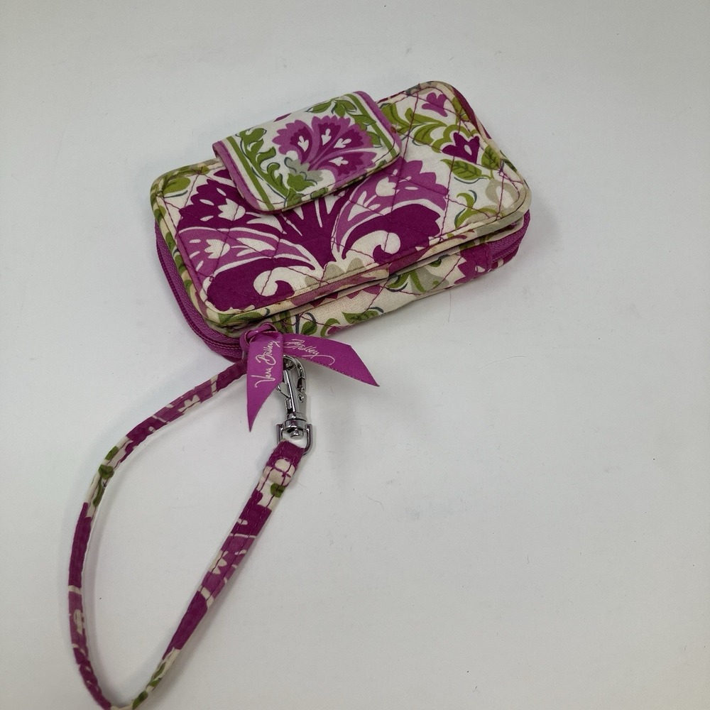 Vera Bradley Quilted Floral All In One Wristlet Wallet ID Slot Snap Pocket